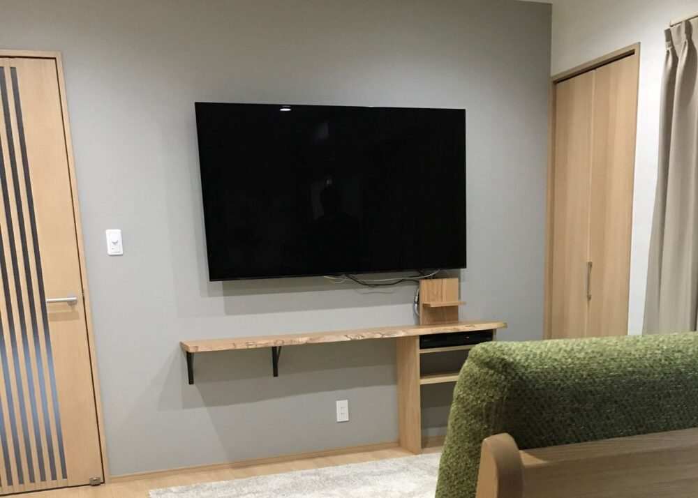 壁付けテレビボード